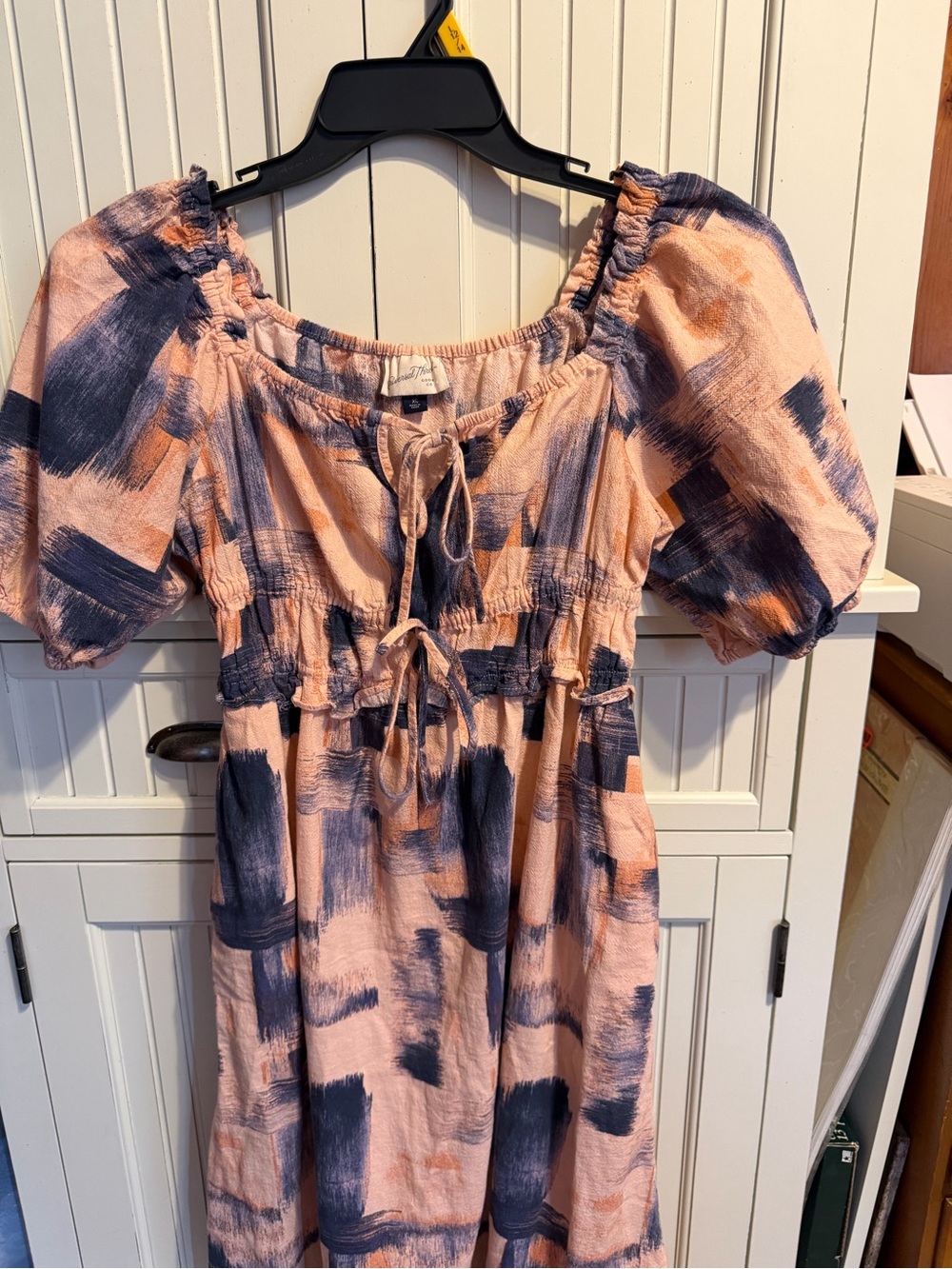 Universal Thread Peach and Navy Brushstroke Midi Dress